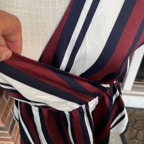 Express Asymmetrical Top - Picture 5 of 8